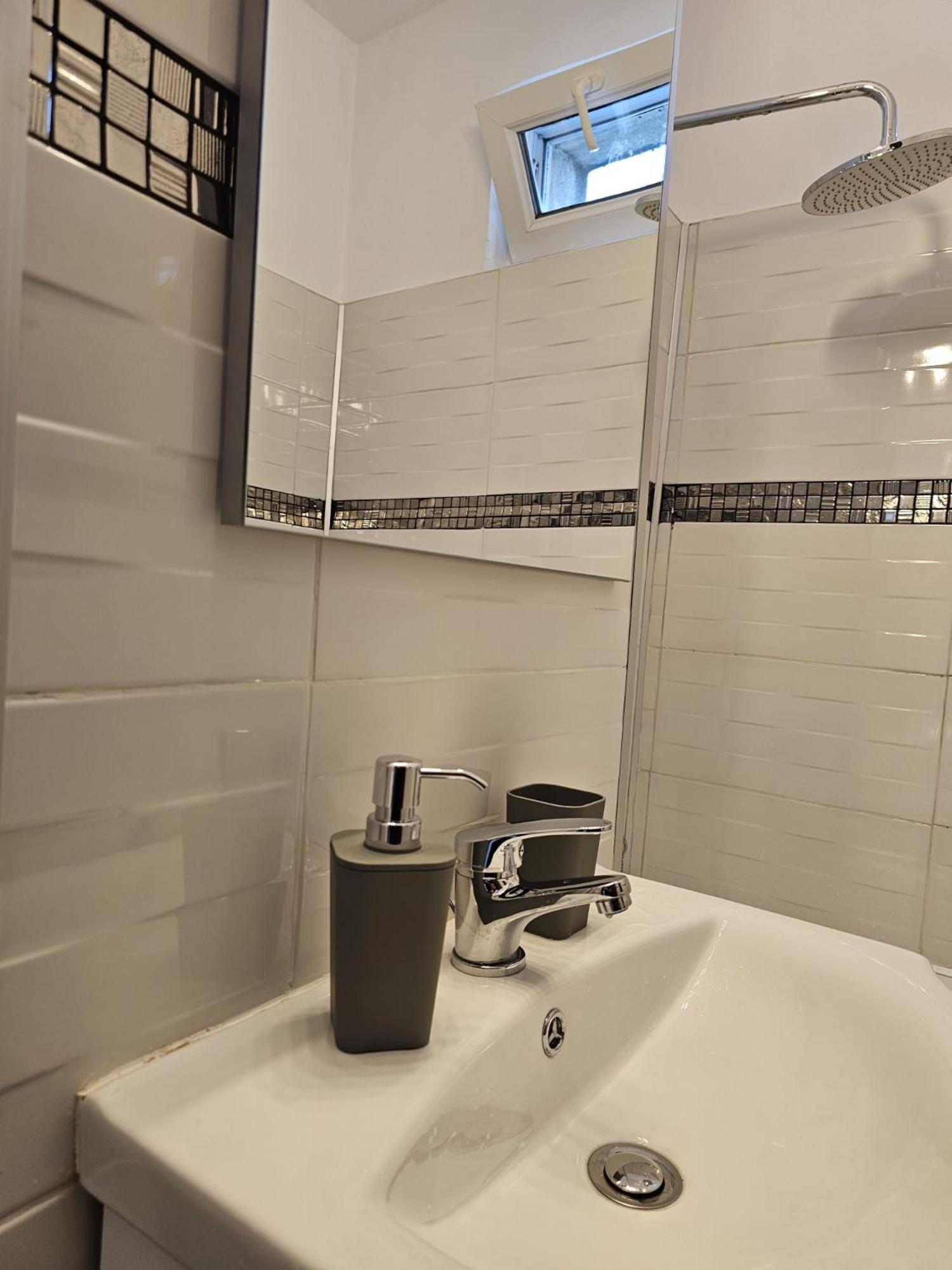 Hortensia Apartment Tomis Nord Exterior photo